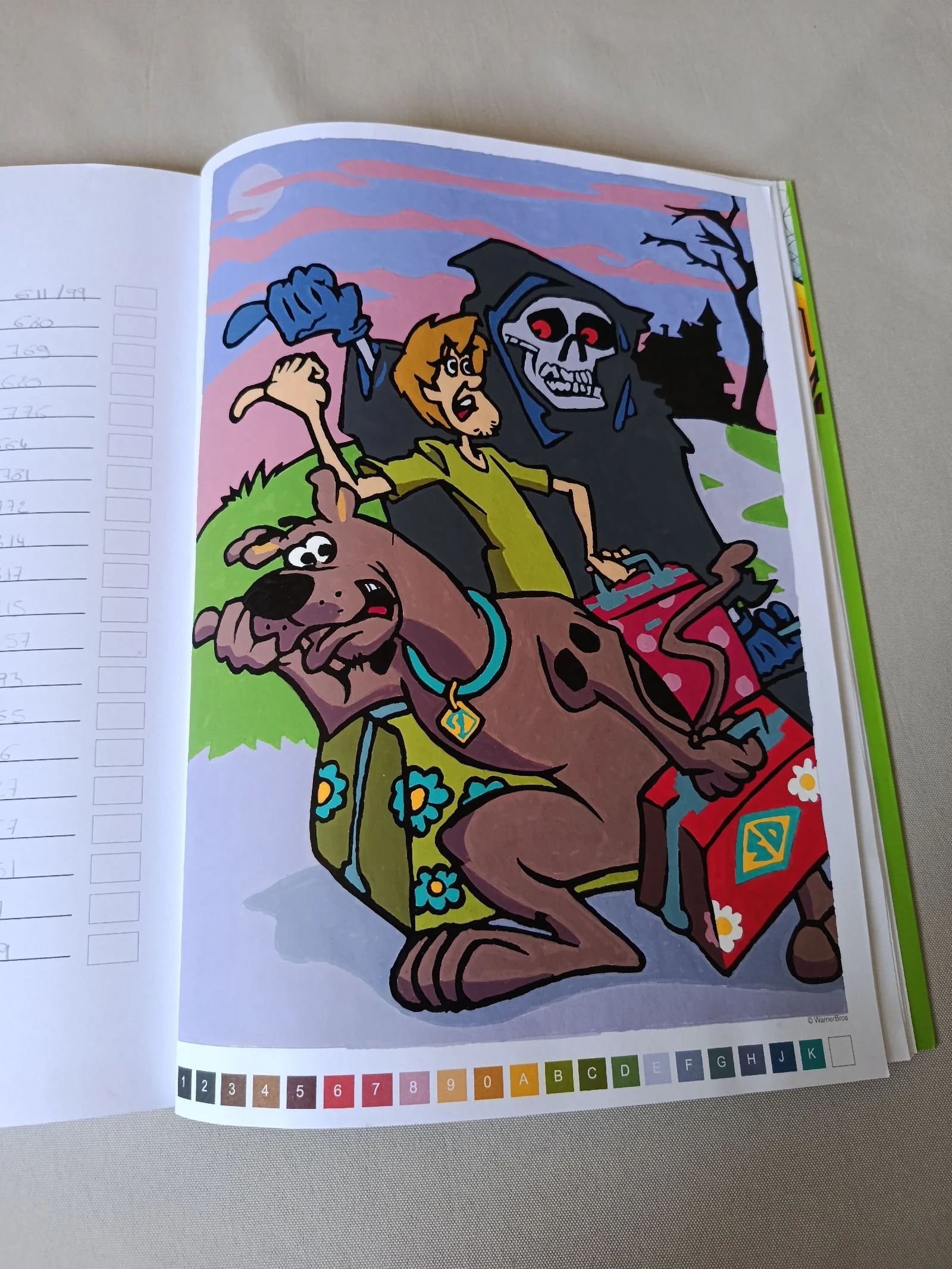 Mystery Scooby-Doo Coloring Book | Hachette Heroes | Very good condition – photo 5